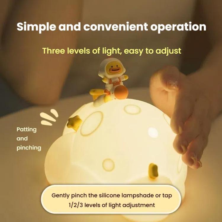 Astronaut Moon Night Light